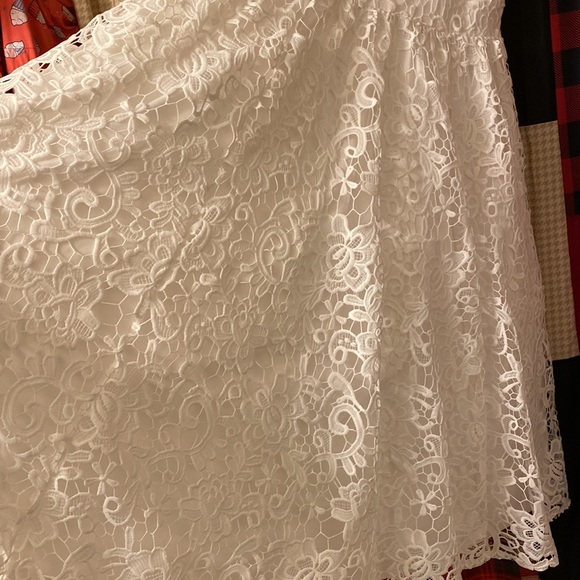 NWT TORRID CROCHET LACE SWEETHEART MIDI DRESS - LACE WHITE - Picture 10 of 11